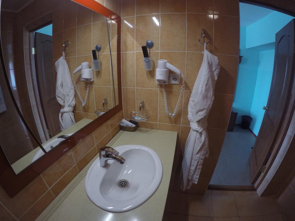 Kurmet Hotel Oral Zimmer foto
